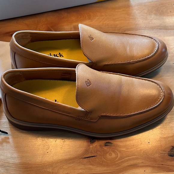 Amberjack Tan Leather Slip-On Loafers for Men - Picture 3 of 8